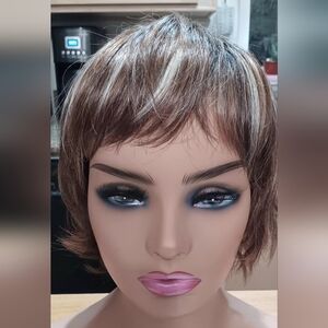 Noriko Shaggy Short Wig